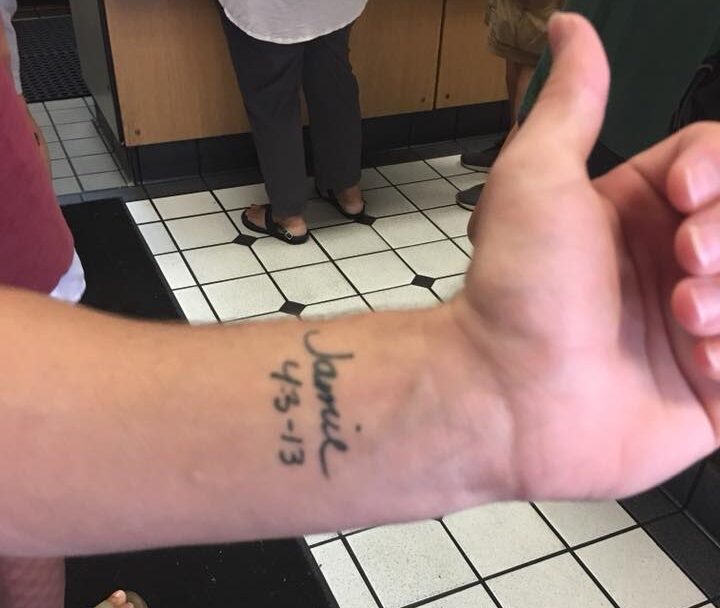 38481196_10216412093523899_7132100087601168384_n